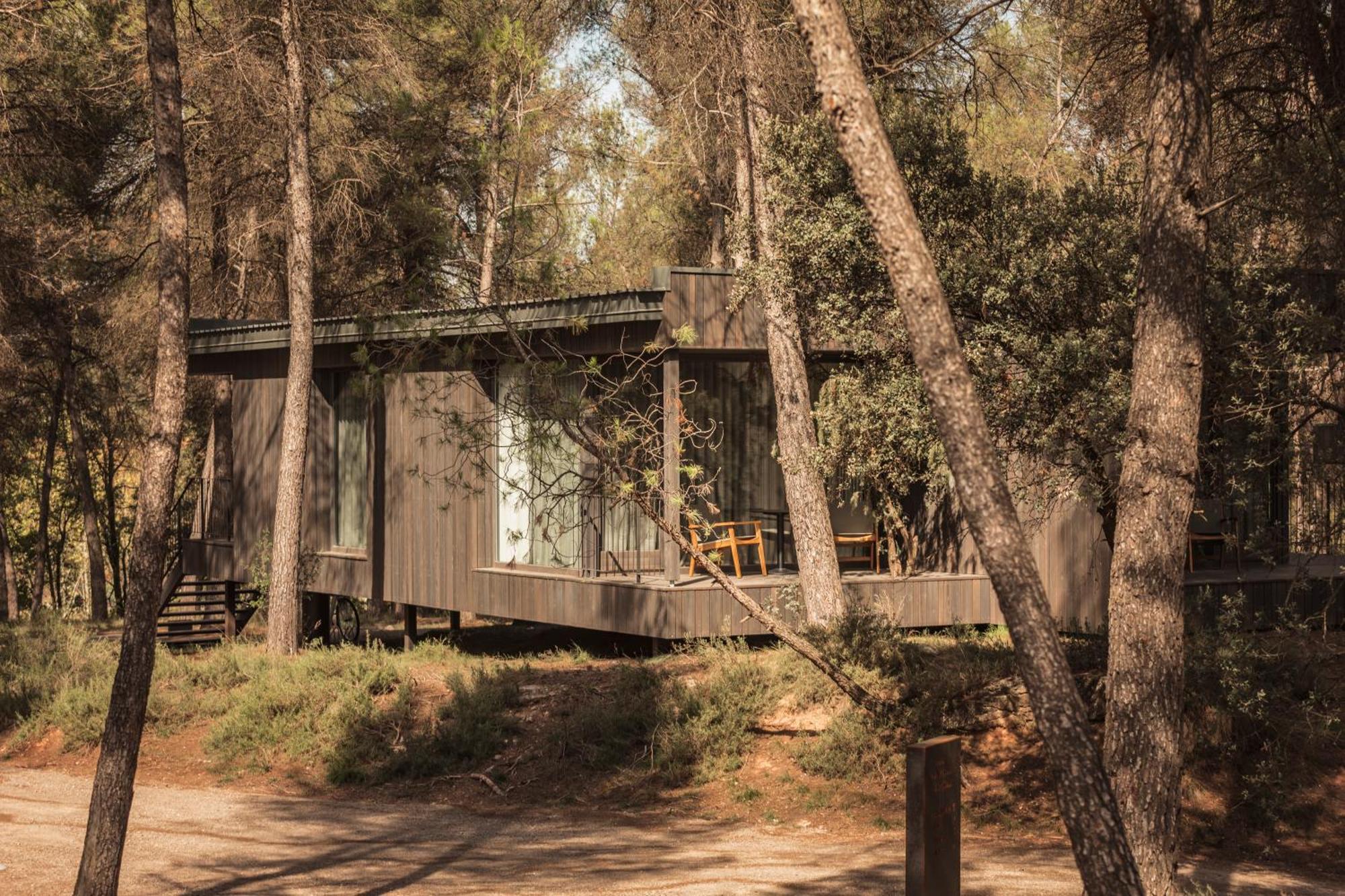 Les Cabanes De L'Oller Del Mas Manresa Exterior foto